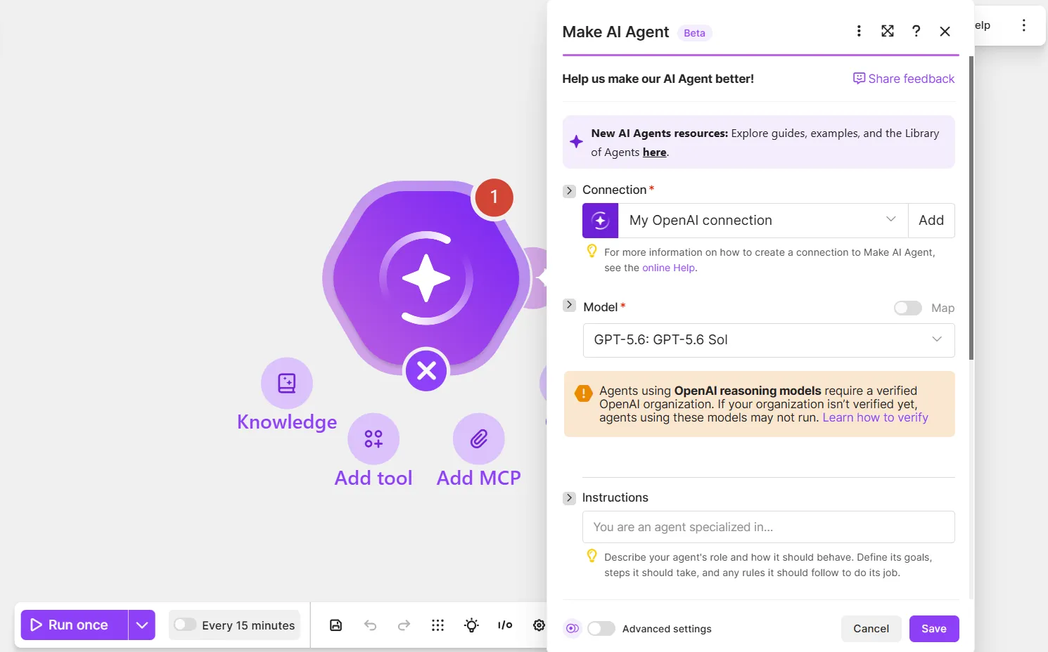 Panneau de configuration de l’agent dans Make : champs Connection et Model renseignés, champ Instructions vide, réglages avancés repliés en bas, et sur le canvas les boutons Knowledge, Add tool et Add MCP autour du module agent